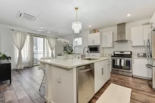 Photo #4: 221004628 Listing