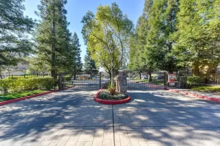 Photo #2: 221005665 Listing 