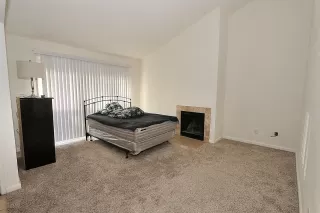 Photo #5: 221006063 Listing