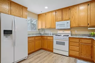 Photo #3: 221006364 Listing 