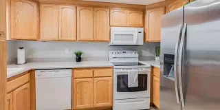 Photo #5: 221007420 Listing