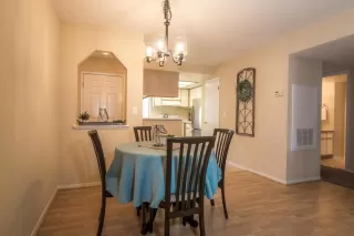 Photo #2: 221007725 Listing