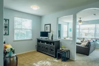 Photo #3: 221008479 Listing