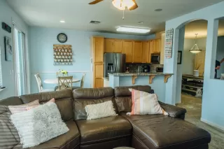 Photo #6: 221008479 Listing