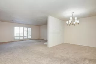 Photo #1: 221008563 Listing