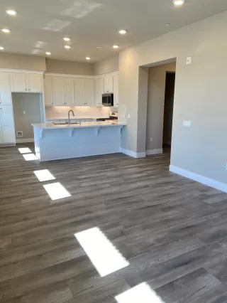 Photo #2: 221008796 Listing 