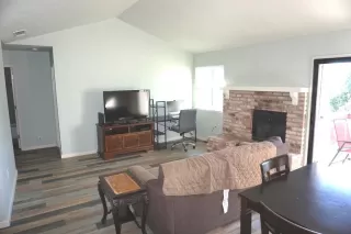 Photo #6: 221009044 Listing 