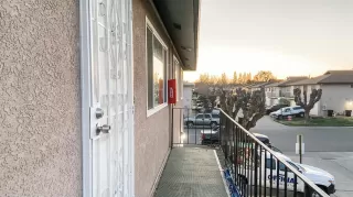 Photo #2: 221009898 Listing 