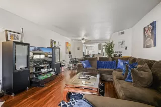 Photo #4: 221010827 Listing 