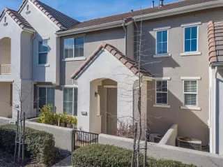 Photo #2: 221011053 Listing