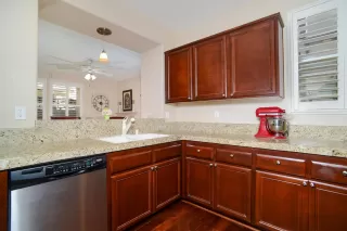 Photo #1: 221011327 Listing