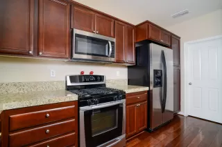 Photo #3: 221011327 Listing