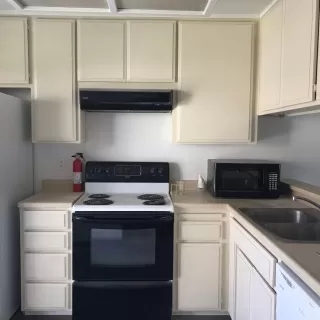 Photo #3: 221011507 Listing