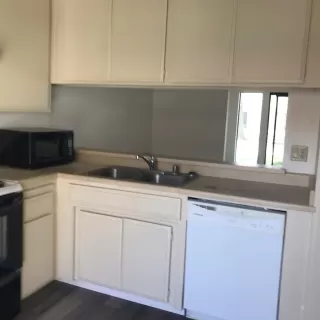 Photo #4: 221011507 Listing