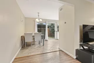 Photo #4: 221011564 Listing