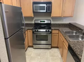 Photo #4: 221012244 Listing