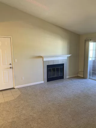 Photo #6: 221012244 Listing