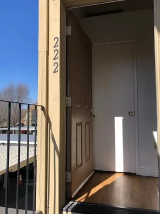 Photo #1: 221012733 Listing