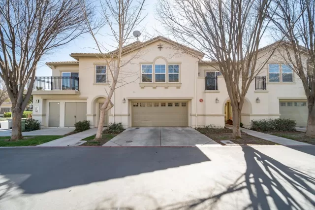 MLS: 221013598 Condo For Sale