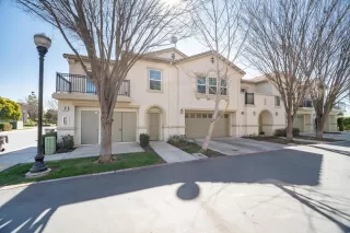 Photo #1: 221013598 Listing 