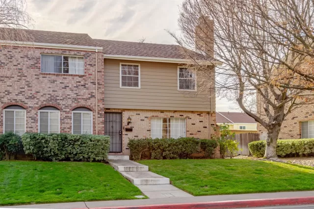 MLS: 221013728 Condo For Sale