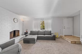 Photo #2: 221013728 Listing 