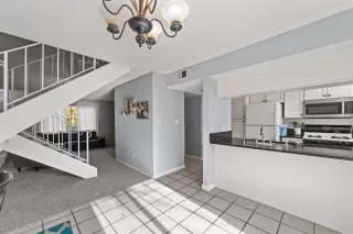 Photo #5: 221013728 Listing 