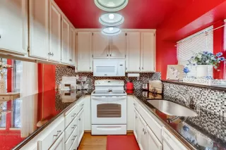 Photo #1: 221014862 Listing