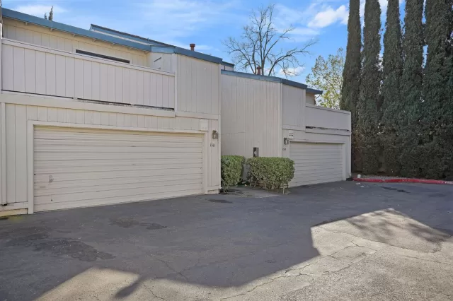 MLS: 221014908 Condo For Sale