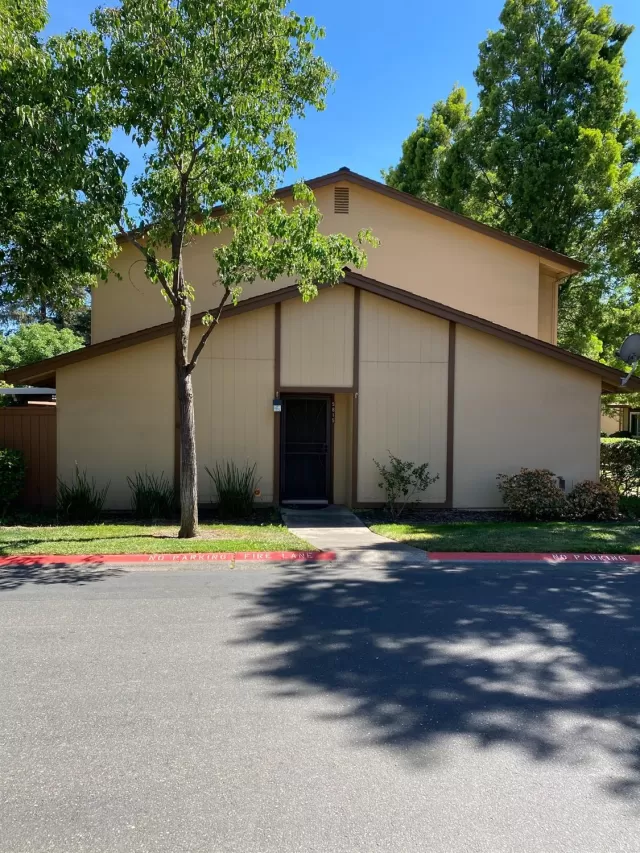 MLS: 221014937 Condo For Sale