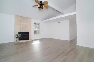 Photo #4: 221015856 Listing