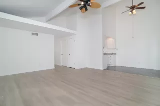 Photo #6: 221015856 Listing