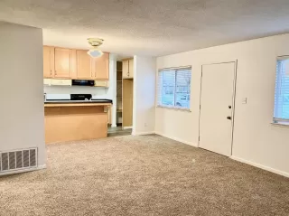 Photo #1: 221015916 Listing