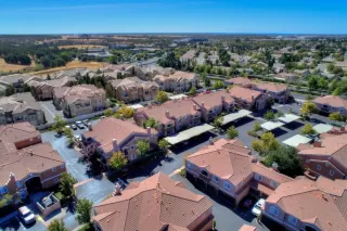 Photo #3: 221016379 Listing