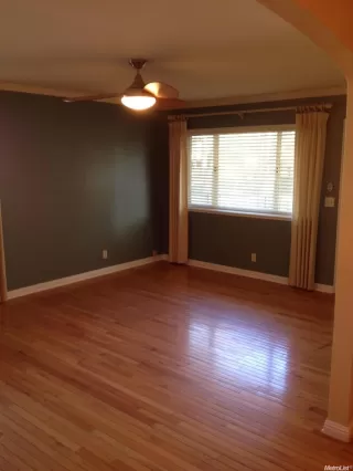 Photo #3: 221016755 Listing