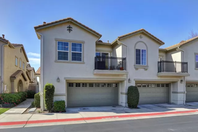MLS: 221016920 Condo For Sale