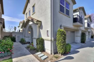 Photo #2: 221016920 Listing