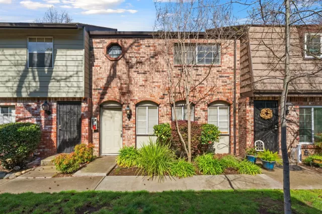 MLS: 221018038 Condo For Sale