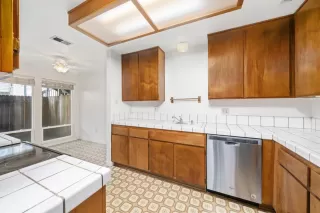 Photo #6: 221018209 Listing 