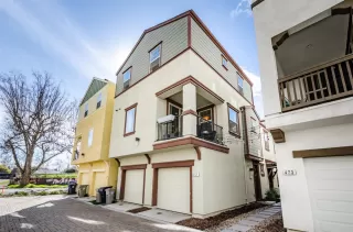 Photo #3: 221018395 Listing