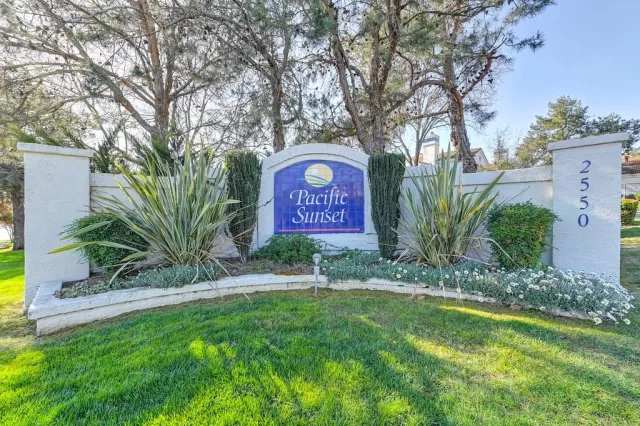 MLS: 221018649 Condo For Sale