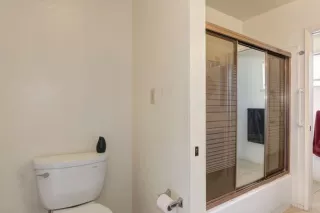 Photo #6: 221018844 Listing