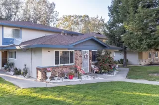 Photo #2: 221018936 Listing