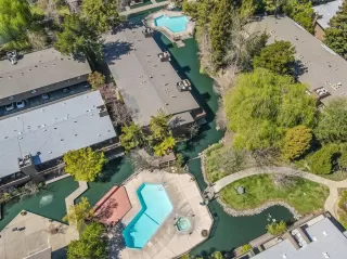 Photo #4: 221019000 Listing