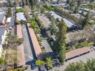 Photo #5: 221019000 Listing