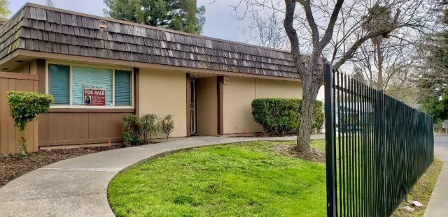 MLS: 221019098 Condo For Sale