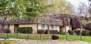 Photo #3: 221019098 Listing 