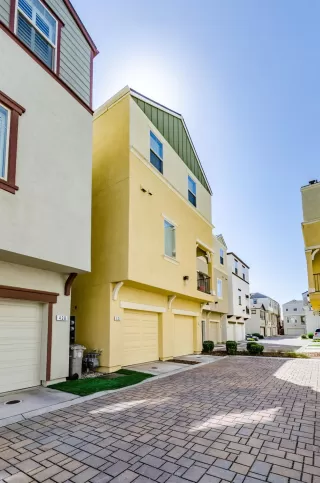 Photo #3: 221019144 Listing