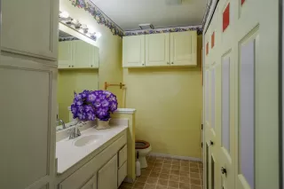 Photo #4: 221019202 Listing