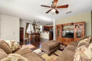 Photo #3: 221019721 Listing